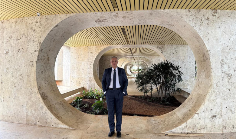 Leonardo Manzan destaca as atualizações no regime jurídico da energia nuclear e suas perspectivas futuras no Brasil.