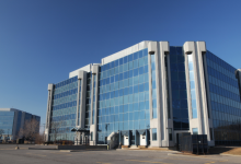 Alex Nabuco dos Santos analisa por que o espaço físico virou variável estratégica para empresas modernas.